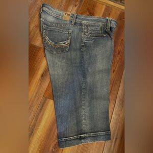 Comfy Denim Jean Capris by YMI Jeans, Women’s Size 9